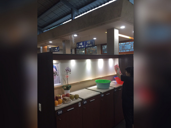 ̨����һ���ǹ�����©�� ��λ��ʪ ������ը