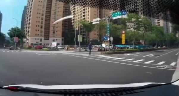 ·ˡ+90ȾϹ Ůʻֱжʹ顣