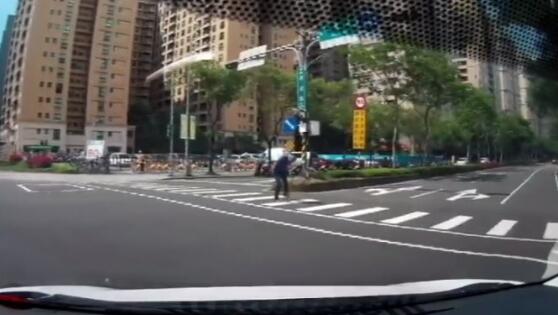 ·ˡ+90ȾϹ Ůʻֱжʹ顣