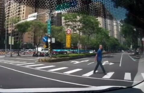 ·ˡ+90ȾϹ Ůʻֱжʹ顣