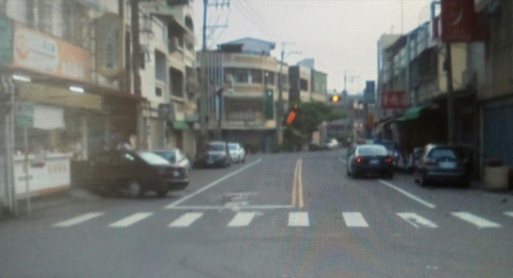 老人赴医院途中遇飞来横祸 挂号看病竟成送医急救 老人赴医院途中遇飞来横祸 挂号看病竟成送医急救