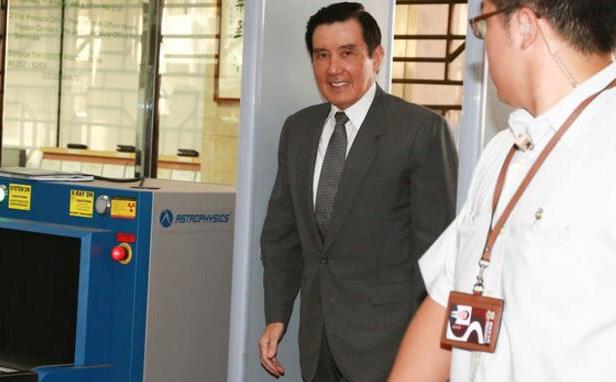 马英九路跑爆冷笑话:跑得比我快就是超速 马英九路跑爆冷笑话:跑得比我快就是超速