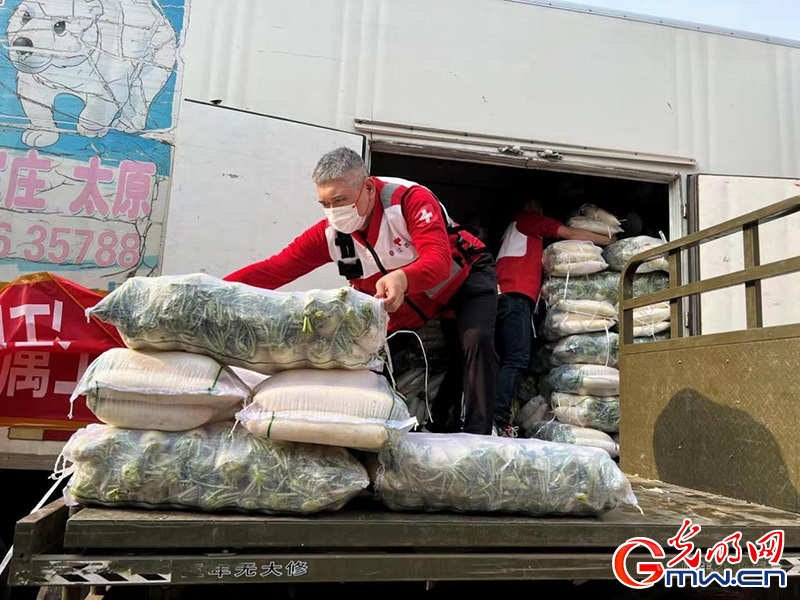 一起守“沪”|再出发!又一批爱心蔬菜驰援上海