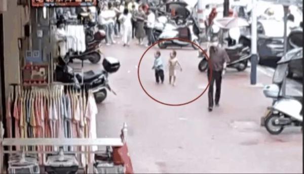 ��ʧ��ͯû���·��ڽ�ͷ���ܣ��ҿ���������