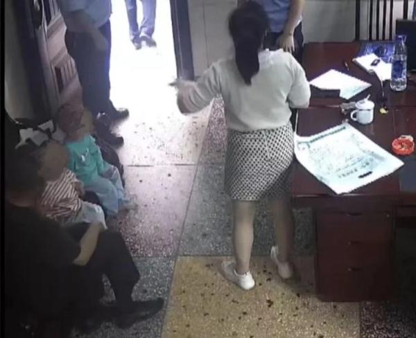 ��ʧ��ͯû���·��ڽ�ͷ���ܣ��ҿ���������