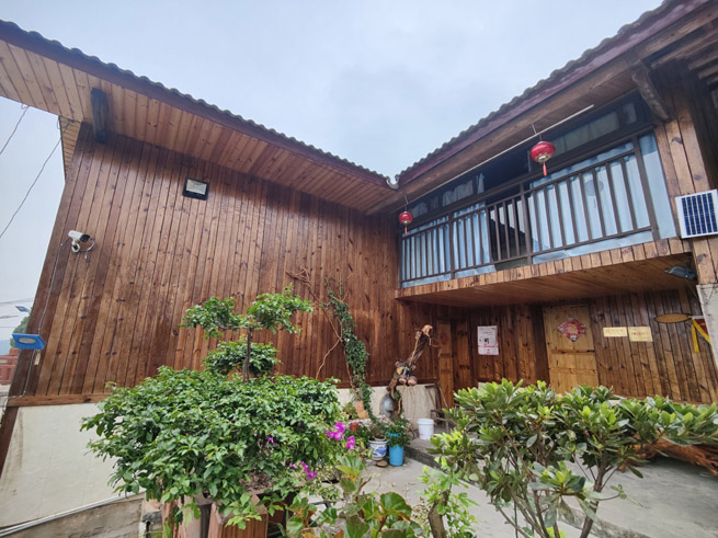 农房整治后村民的气派“小别墅”。徐俊聪摄