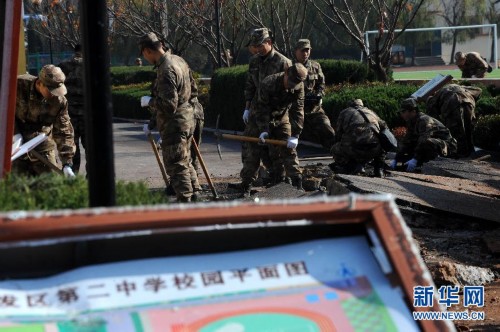 ��ͻ���¼���������1���ٱ�æ���� ���򽥻ָ�