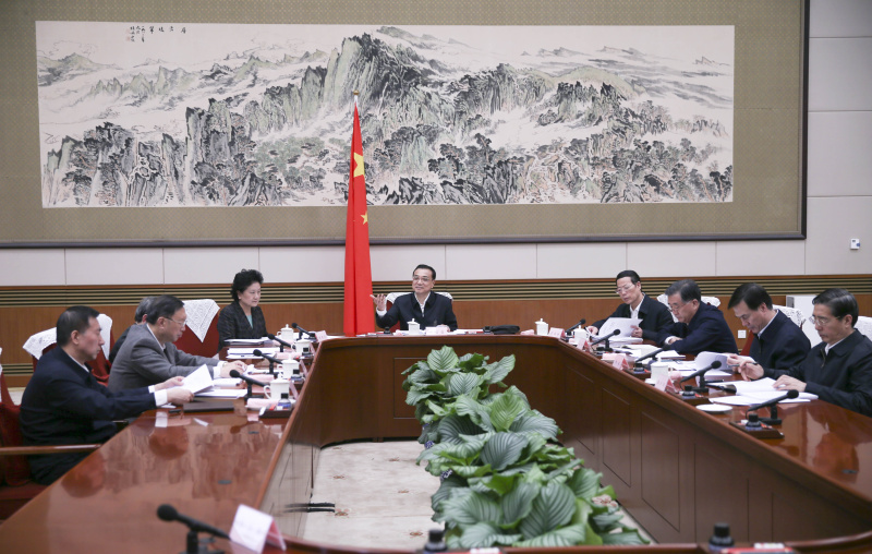 李克强:编制十三五规划纲要做到有前瞻可操作 李克强:编制十三五规划纲要做到有前瞻可操作