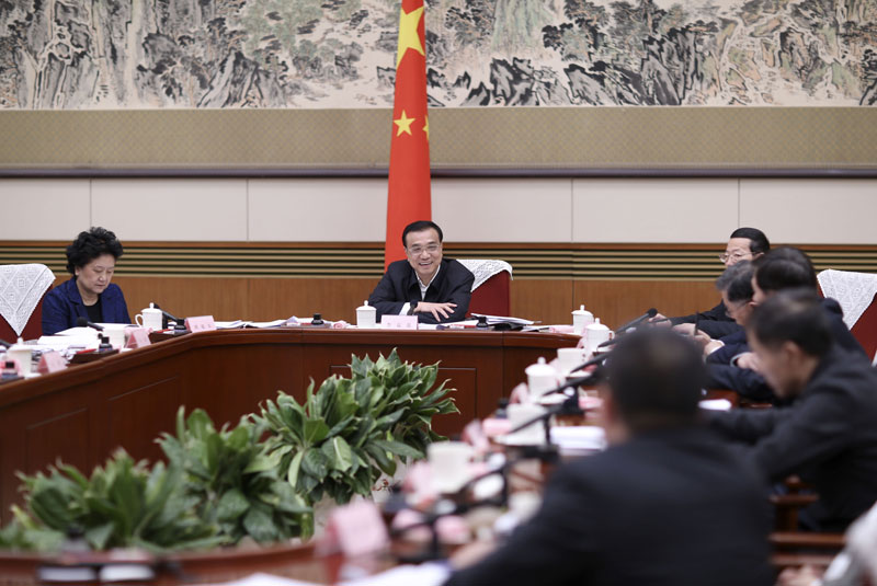 ���ǿ�����ٿ�ר��ѧ�ߺ���ҵ����ʿ��̸�ᡣ