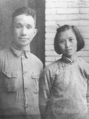 ԭ����ͼ��1941�꣬��ԣͬ���˳��ࣨ�ң������С�