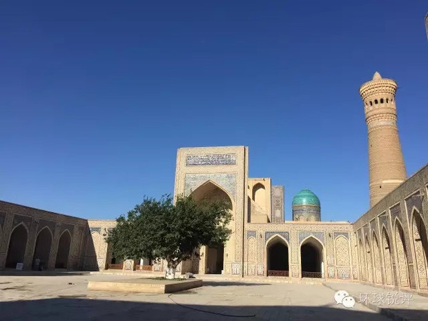 ͼƬĬ�ϱ���