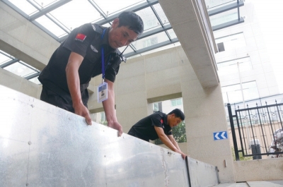 专家谈德国“防洪神器”:推广条件受限 造价高 专家谈德国“防洪神器”:推广条件受限 造价高