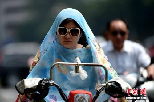 726գݸϮڡȫװСգ̨³ɫԤźţǰˣ½̩ȵؼ˸³40档ڸ̫仯Ϊֹ̨ڻҪܿǰĸʱγš  