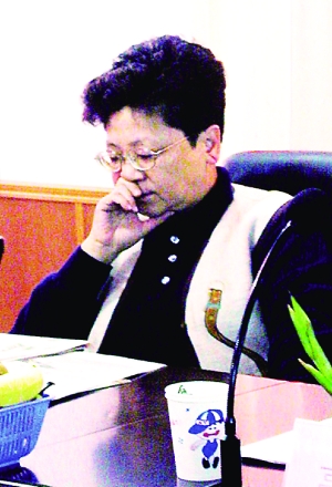 红通令头号嫌犯杨秀珠想回国 逃亡13年辗转四国 红通令头号嫌犯杨秀珠想回国 逃亡13年辗转四国