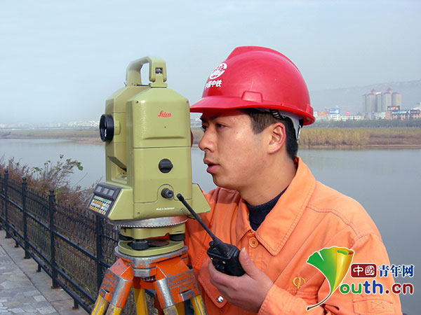 “最美青工”白芝勇:以毫米级的精度测绘精彩人生 “最美青工”白芝勇:以毫米级的精度测绘精彩人生