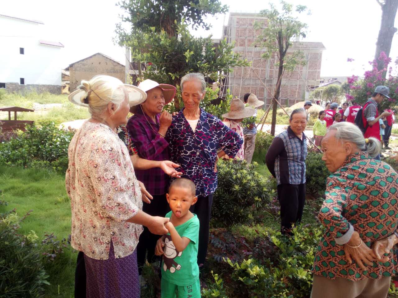 【网络媒体走转改】老榕树守护下的世外桃源——乌迳镇田心村 【网络媒体走转改】老榕树守护下的世外桃源——乌迳镇田心村