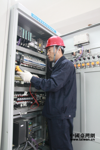 大国工匠篇|技术能手的励志故事 鞍山访劳模田印福 大国工匠篇|技术能手的励志故事 鞍山访劳模田印福