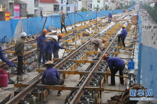 �����ʣ���1�����й���˾�н���Խ����������չ˳��