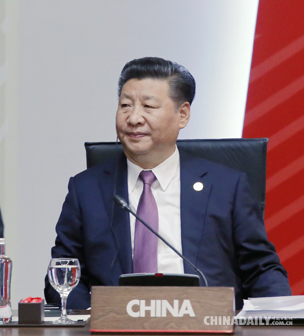 外媒:APEC利马会议上,最耀眼最受关注的是他 外媒:APEC利马会议上,最耀眼最受关注的是他