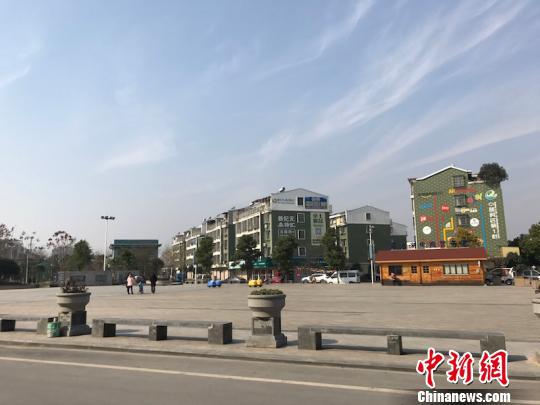 ������ģʽ���µ����������տ����˵Ĺ㳡���ɽ��ࡡ��