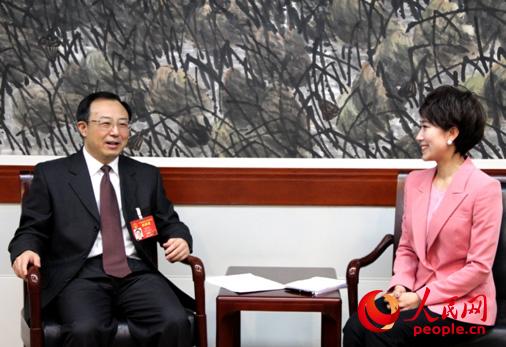 全国人大代表、江苏省委副书记、南京市委书记吴政隆接受人民网专访。(人民网记者吴纪攀摄)