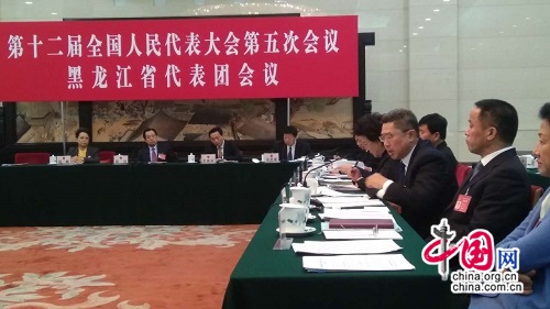 人大代表李泽林谈两高报告:司法公正“涅槃式”飞跃