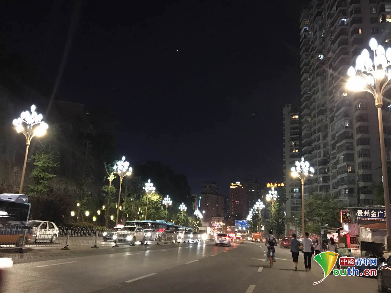 【砥砺奋进的五年·聚焦大数据】“我”看数博:搞大数据已成为贵州发展的新机会 【砥砺奋进的五年·聚焦大数据】“我”看数博:搞大数据已成为贵州发展的新机会