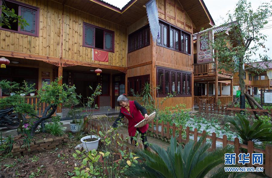 �����·ܽ������ꡤΪ������ǵ����С�ͼ�Ļ�������1����ů��һ��Ϊ����������Ρ����ط�ϰ��ƽ����ǵ���ʮ�˴��������ڿ����