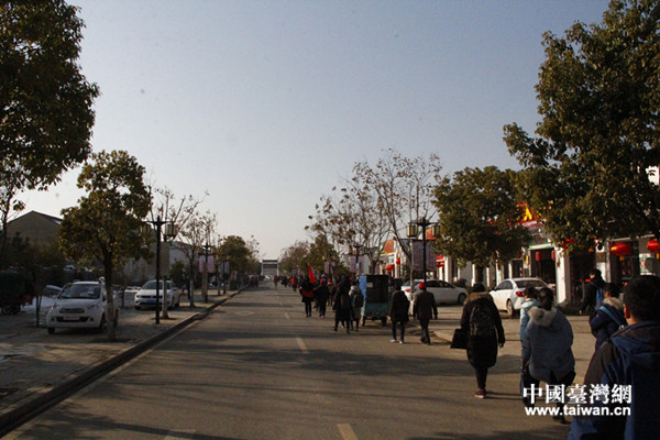 小岗村村委会主任的昨天、今天和明天