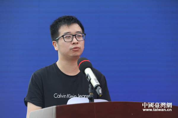 人民网记者王子侯发言。(中国台湾网 王鑫摄) 人民网记者王子侯发言。(中国台湾网 王鑫摄)