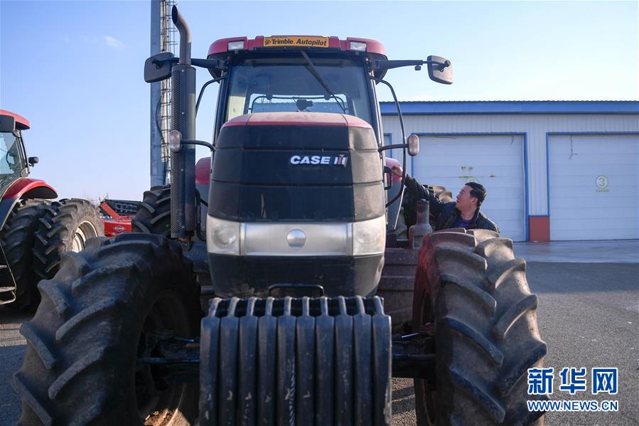 (在习近平新时代中国特色社会主义思想指引下——新时代新作为新篇章·习近平总书记关切事·图文互动)(4)为黑土加“油”——“耕地中的大熊猫”,我们这样保护