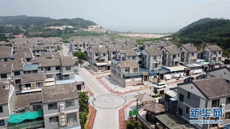 (新华全媒头条·走向我们的小康生活·图文互动)(6)幸福小康入画来——齐鲁大地描绘小康新画卷