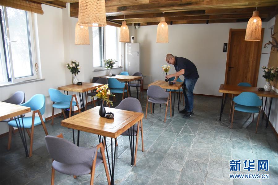 (新华全媒头条·走向我们的小康生活·图文互动)(7)幸福小康入画来——齐鲁大地描绘小康新画卷