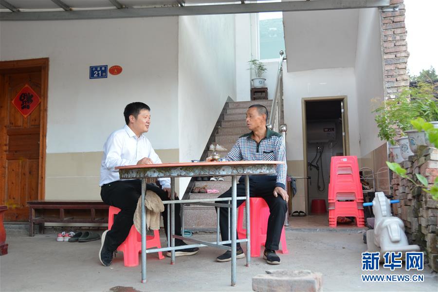 (决战决胜脱贫攻坚·图文互动)(1)闽西“鸭倌”罗水通脱贫记