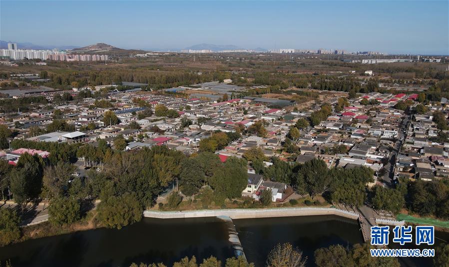 (全面建成小康社会“百城千县万村调研行”·图文互动)(1)北戴河村:艺术院落“点亮”乡村致富路