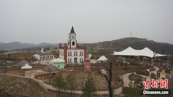 陕西省延安市安塞区高桥镇南沟村生态示范园。 <a target='_blank' href='http://www.chinanews.com/' ><p align=