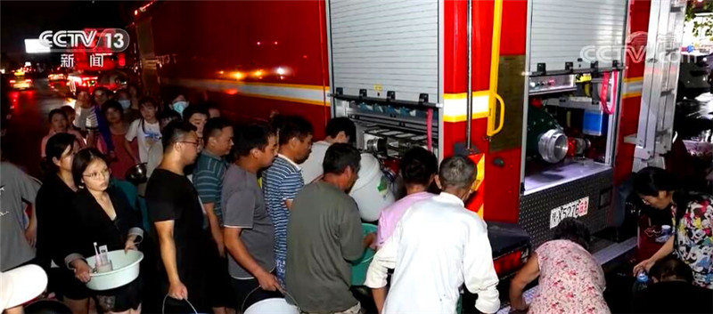 道路紧急救援_鸟类简笔画作品_道路救援车简笔画