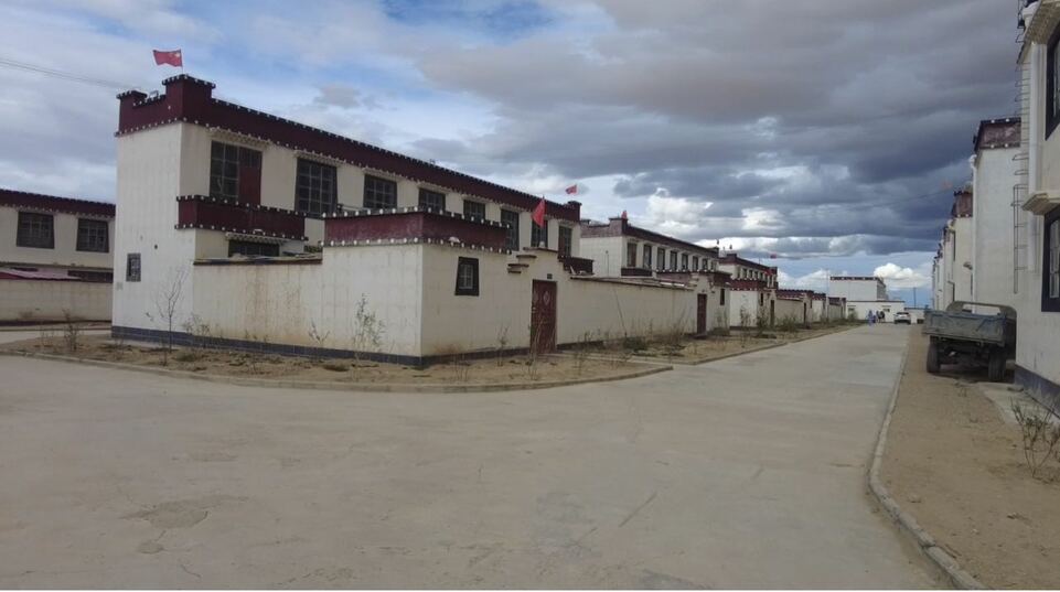 3小时→10分钟 搬迁后他们一家的生活变了样