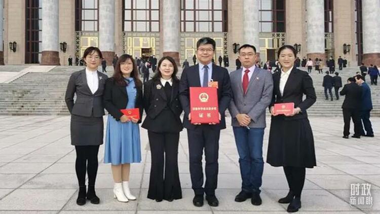 时政新闻眼丨这场最高规格的科技奖励大会,折射了哪些新变化?