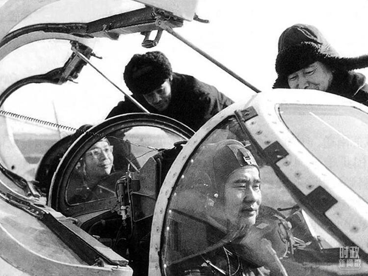 时政新闻眼丨这场最高规格的科技奖励大会,折射了哪些新变化?