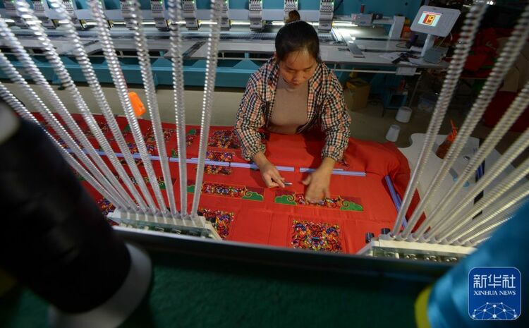 贵州三都:非遗技艺助力搬迁群众奔小康