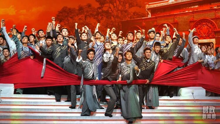 ����ף�й�����������100���������ݳ���ΰ�����̡�����һƪ�¡�ԡ��ǰ�С��ݳ�Ƭ�Ρ�����̨���Ӽ���κ������㣩