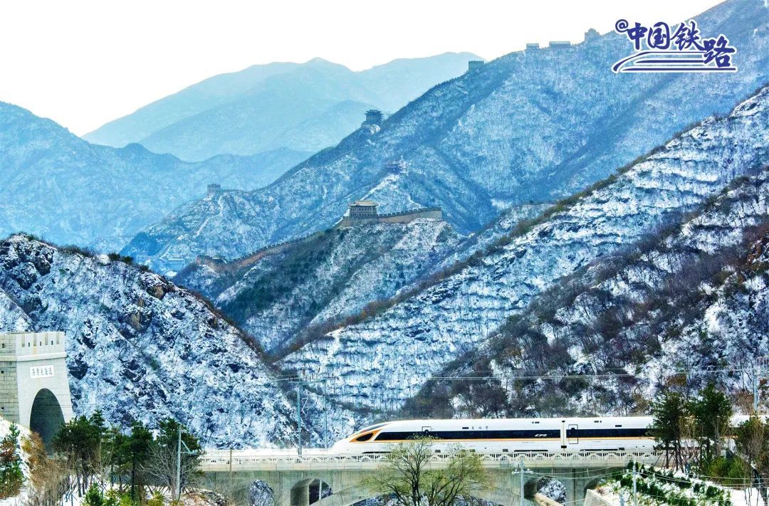 һ�и��˺Ŷ������г�ʻ����ѩ�����ľ�ӹ�س��ǡ����ӹ� ��