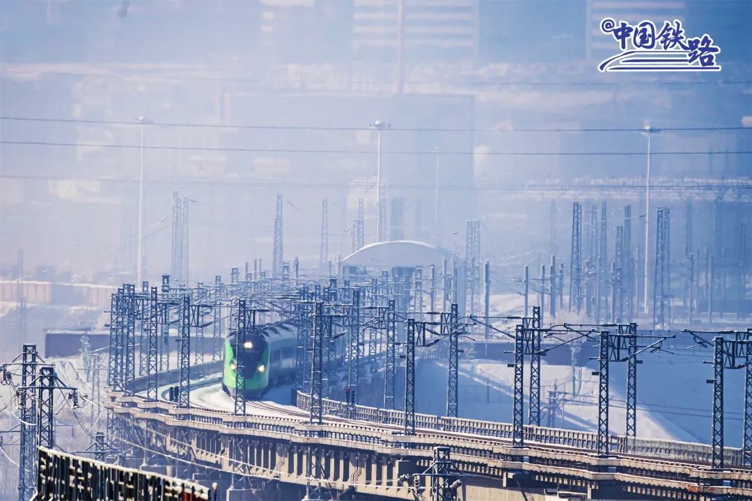 ���˺Ŷ������г��Ӷ�����ǣ����ʻ��������� ��