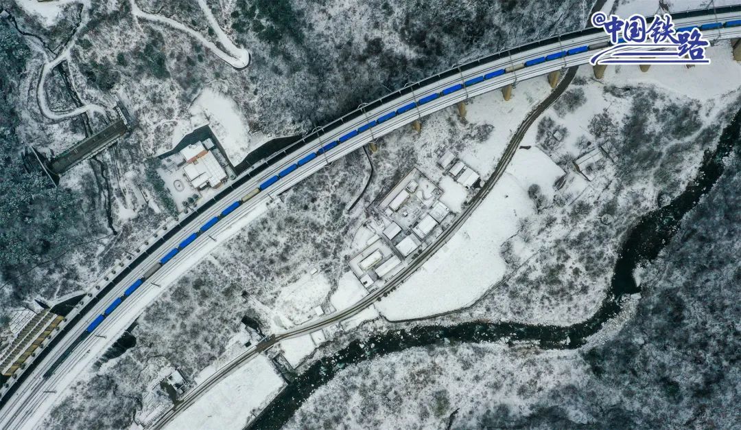 һ�л����г�ͨ�������վ��κ���� ��