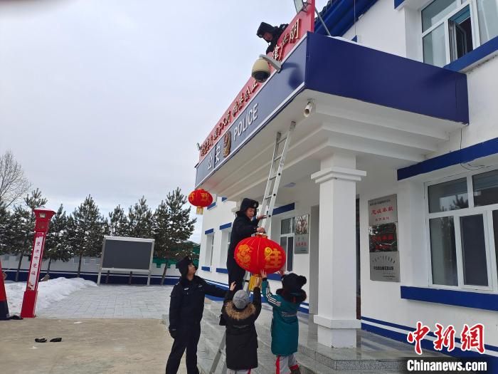 �й��߽��������������й��꣺���ر�γ53��6�����������ڷ�Χ