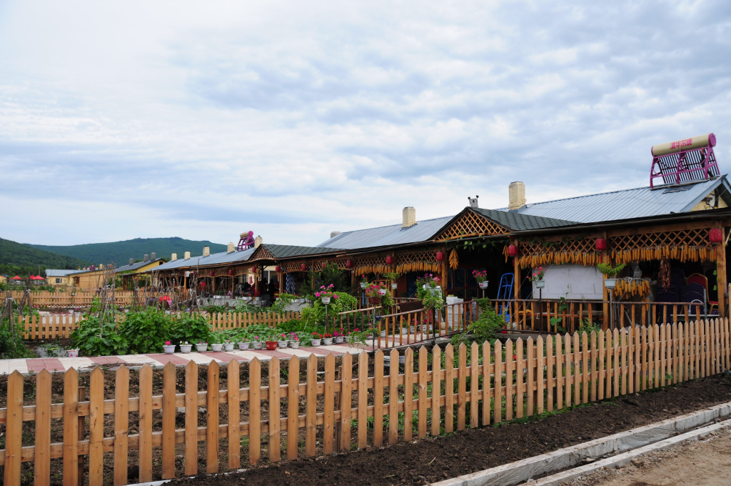 总书记和人民心贴心丨“绿水青山就是总书记给咱指的新门路”