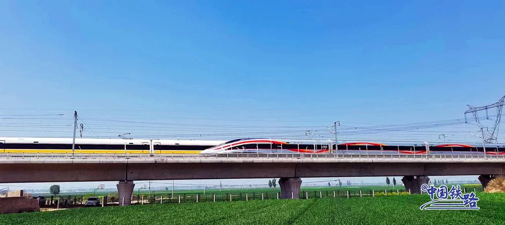 复兴号如何创造交会速度世界纪录?你关心的问题都在这里