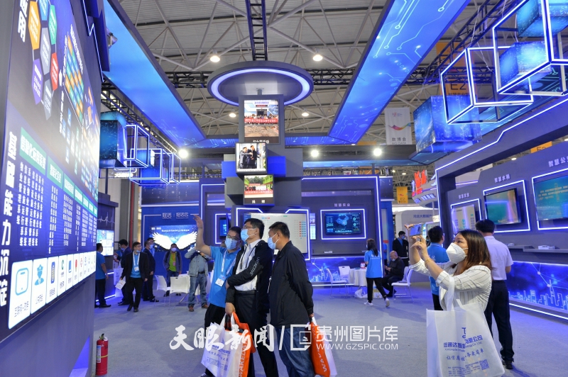 ���������� �﷫�¡��������������´������������־��÷�չ̽·��