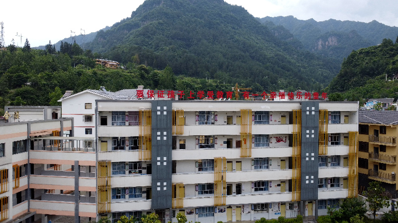 践行嘱托十年间丨“都是家里的宝贝疙瘩,把他们教好、管好”